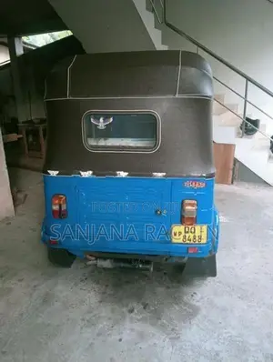 Bajaj RE 2008