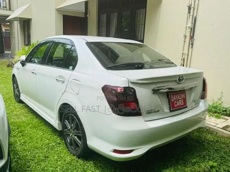 Toyota Axio WXB 2016
