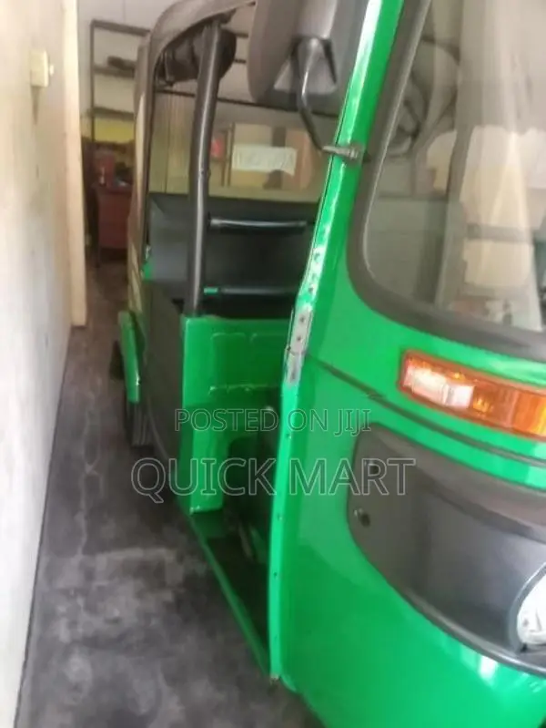 Bajaj RE 2026