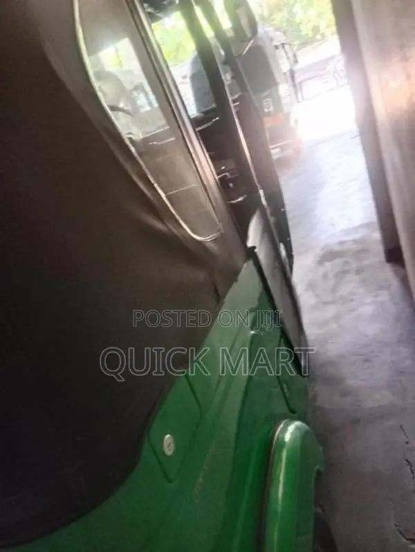Bajaj RE 2026