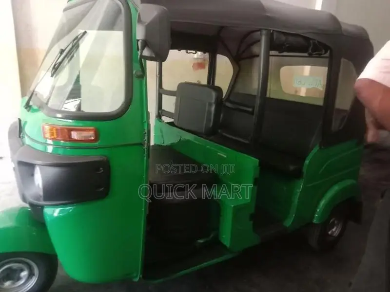 Bajaj RE 2026