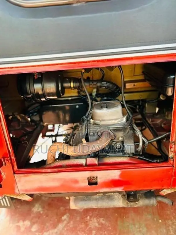 Bajaj RE 2015