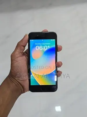 Apple iPhone 8 (Used)