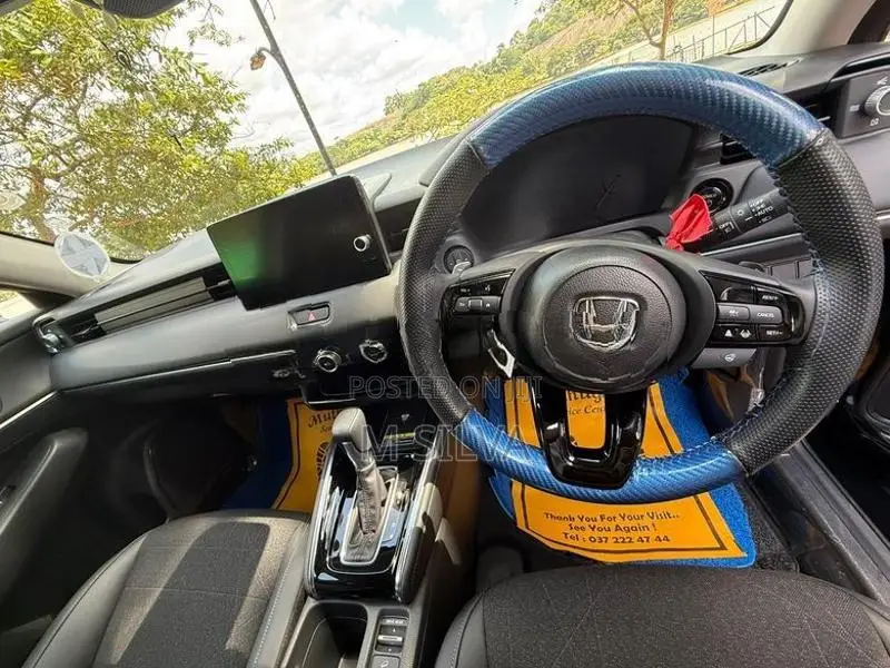 Honda Vezel Z 2025