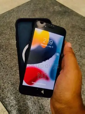 Apple iPhone 7 (Used)