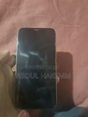 Apple iPhone X (Used)