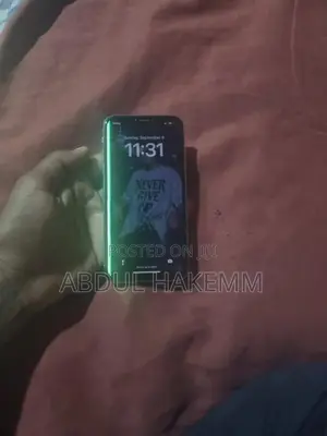 Apple iPhone X (Used)