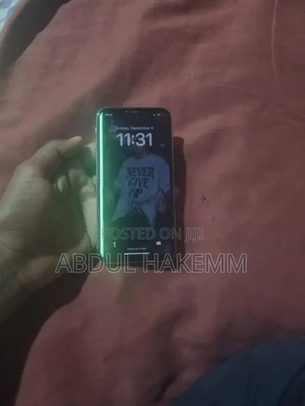 Apple iPhone X (Used)