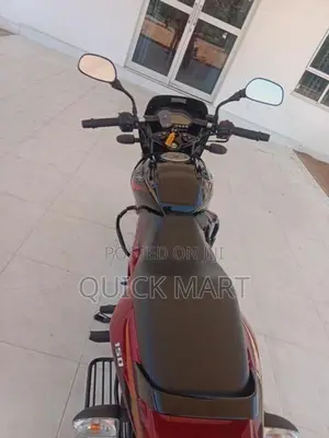 Bajaj Pulsar 150 2015