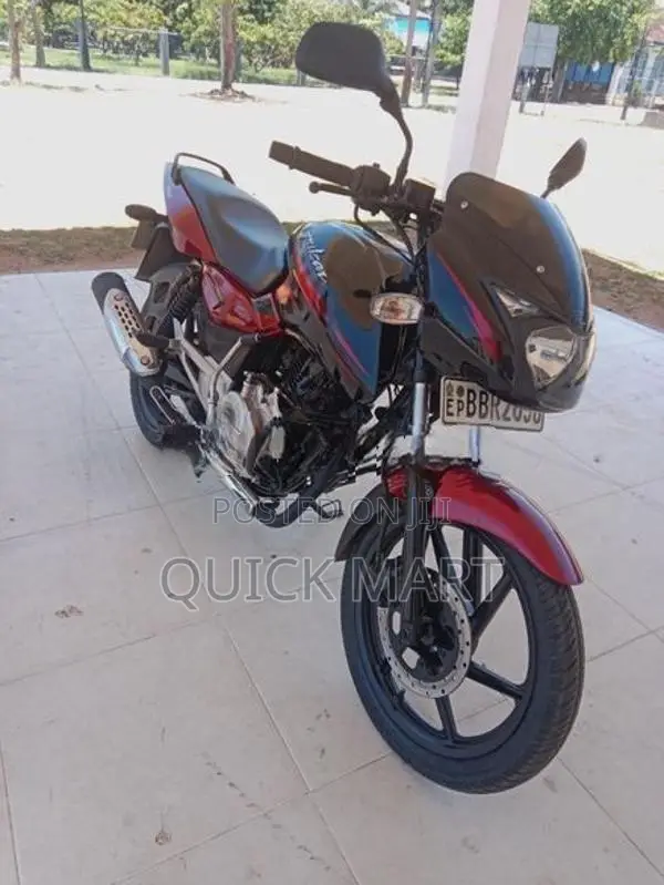 Bajaj Pulsar 150 2015