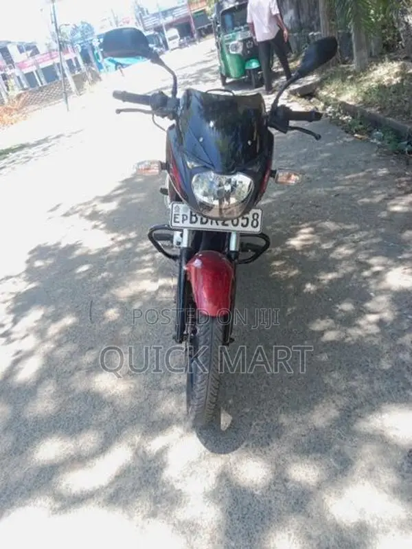 Bajaj Pulsar 150 2015