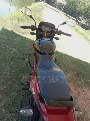 Bajaj Pulsar 150 2015