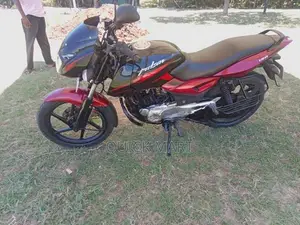Bajaj Pulsar 150 2015