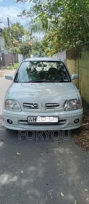 Nissan March K11 2001