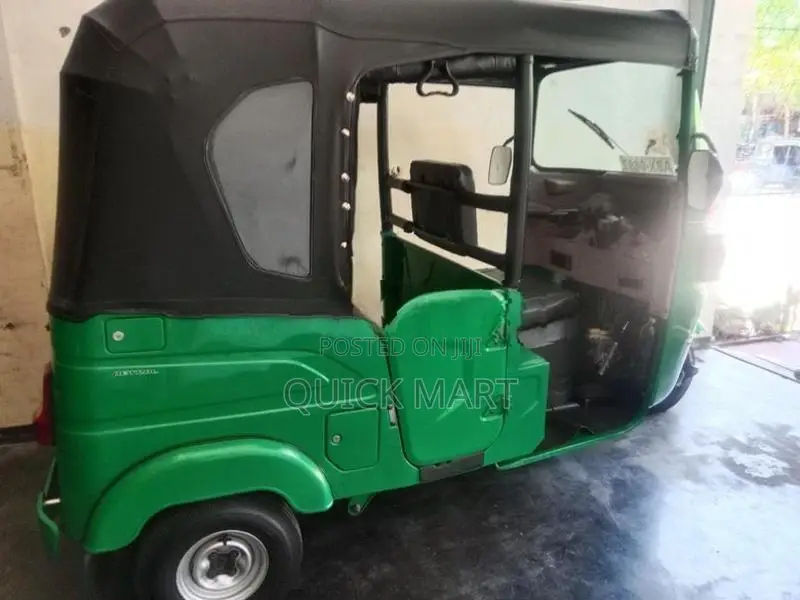 Bajaj RE 2026