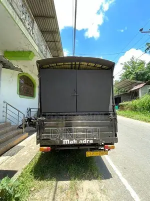Mahindra Bolero 2007