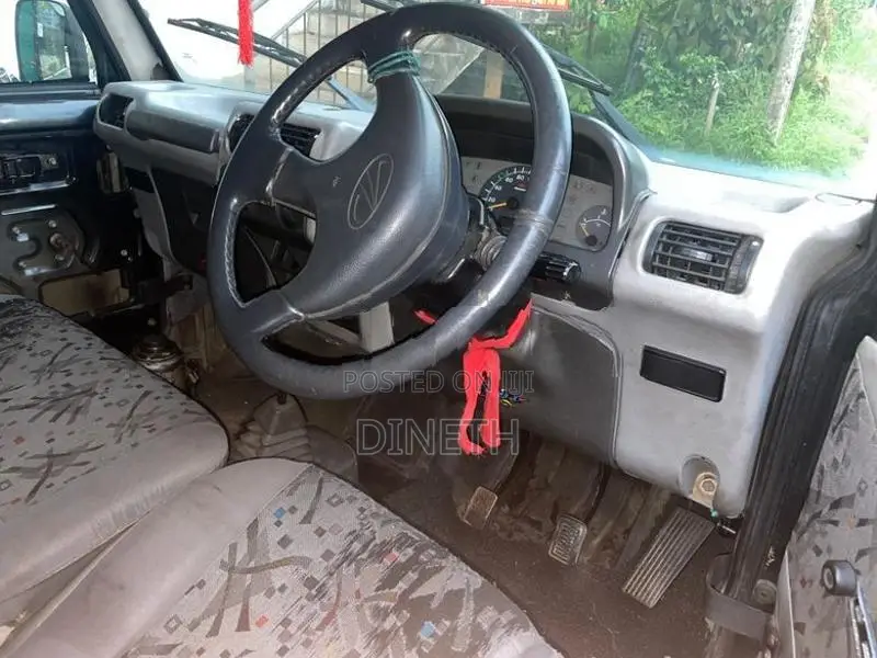 Mahindra Bolero 2007