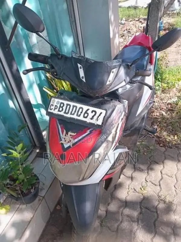 Yamaha RayZR 2017