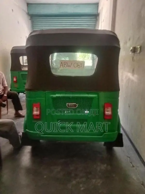Bajaj RE 2026