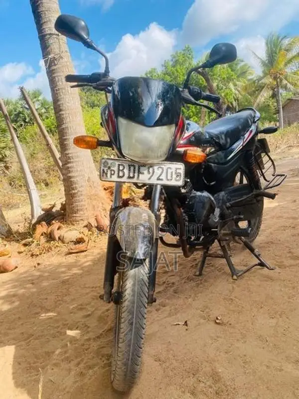 Bajaj Platina 100 2017