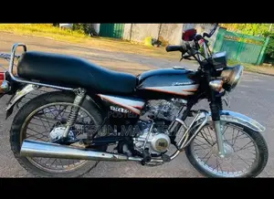 Bajaj Boxer 2004