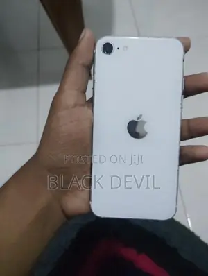 Apple iPhone SE 2 (Used)