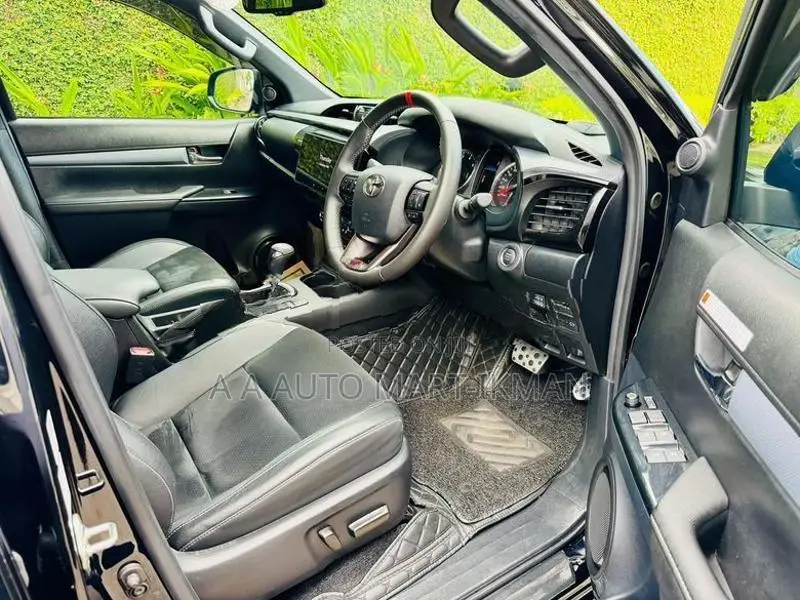 Toyota Hilux GR Sport 2024