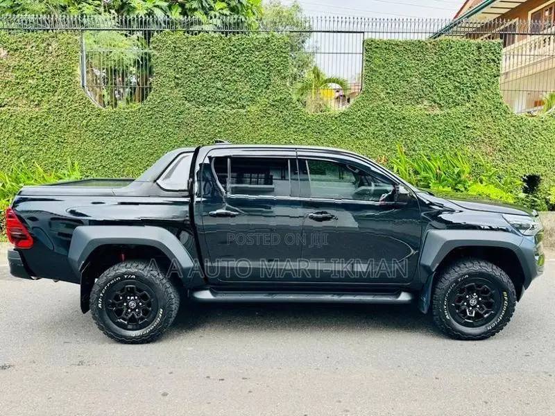 Toyota Hilux GR Sport 2024