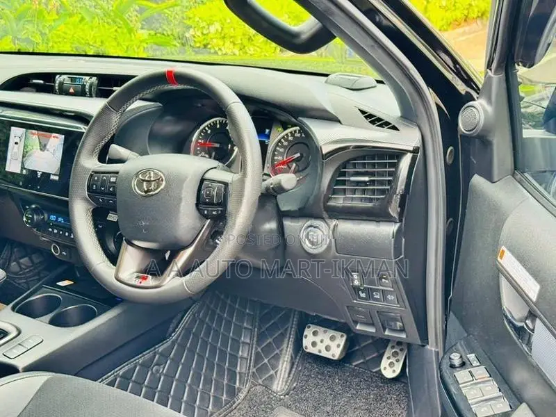 Toyota Hilux GR Sport 2024