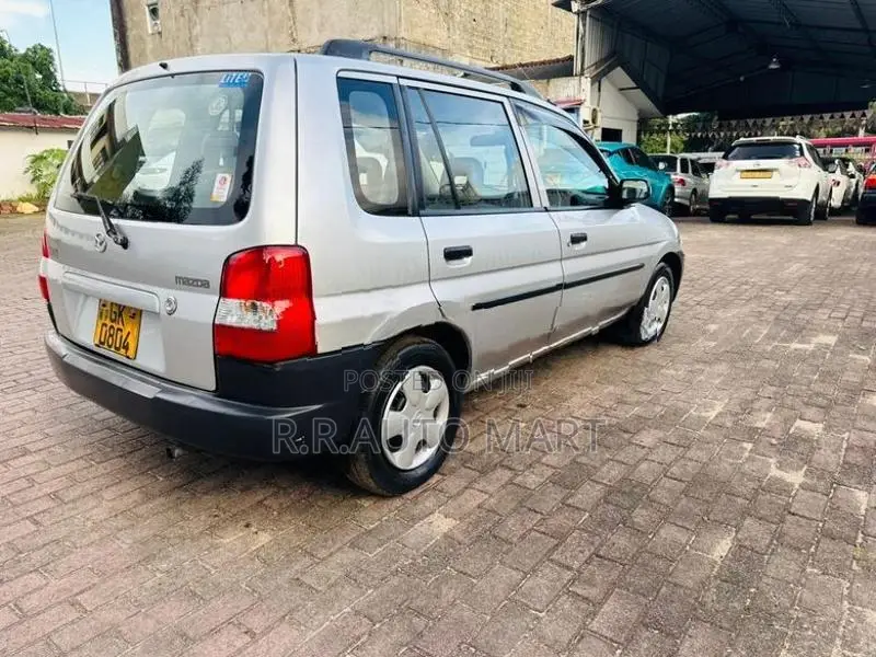 Mazda Demio 1998