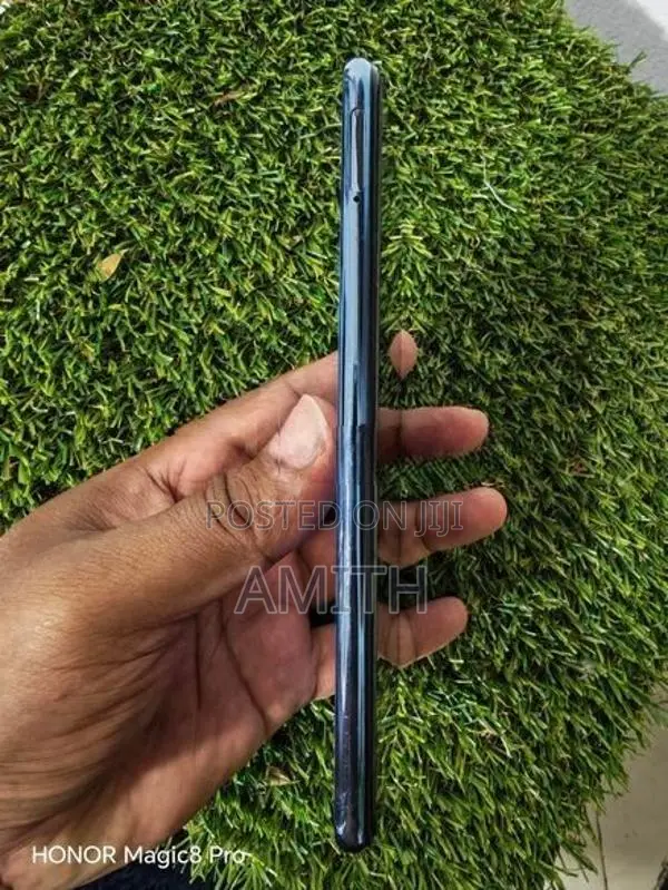 Vivo V21e (Used)