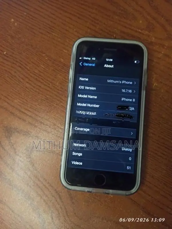 Apple iPhone 8 (Used)