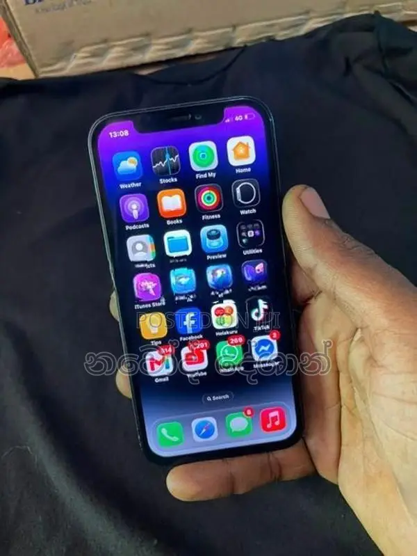 Apple iPhone 12 (Used)