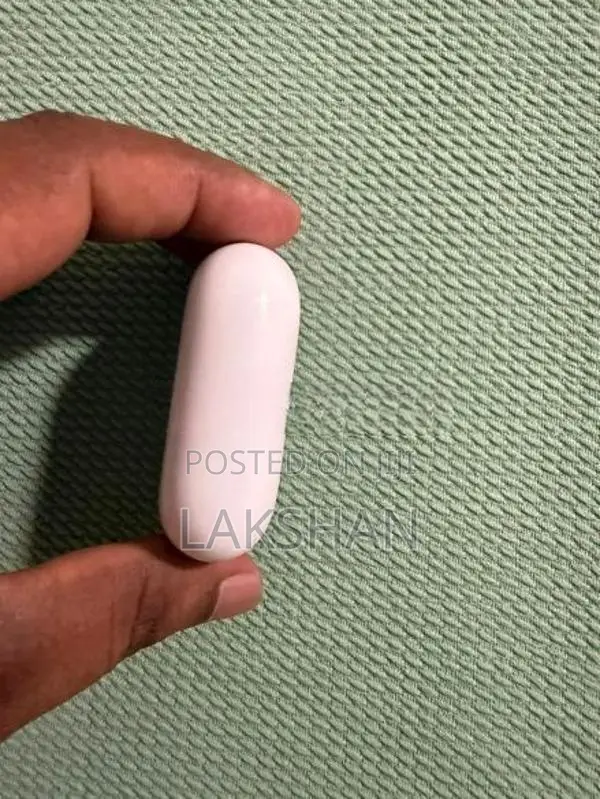 Apple AirPods Pro 2nd Gen Lightning