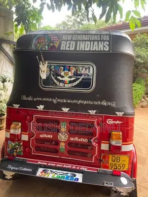 Bajaj RE 2011