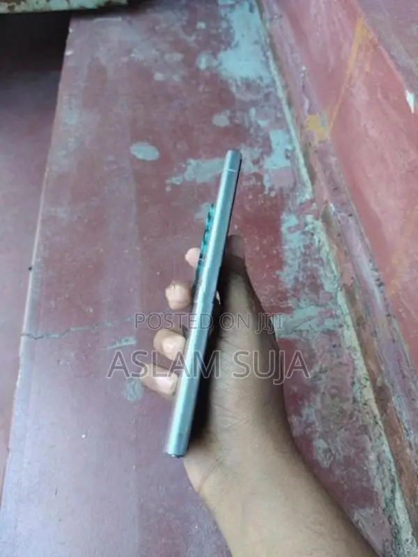 Samsung Galaxy S24 Ultra (Used)