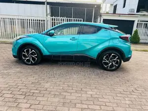 Toyota CHR NGX50 2018