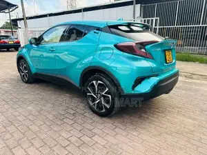 Toyota CHR NGX50 2018