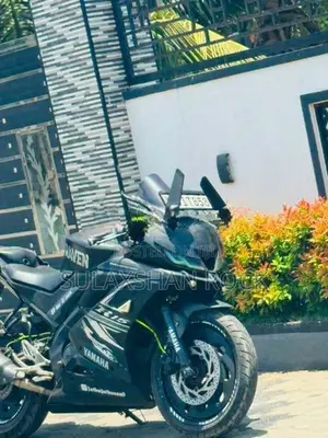 Yamaha R15 2019