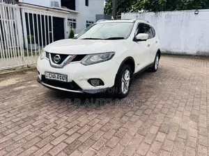 Nissan X-Trail HNT32 2016