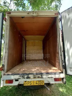 Tata Dimo Lokka 2012