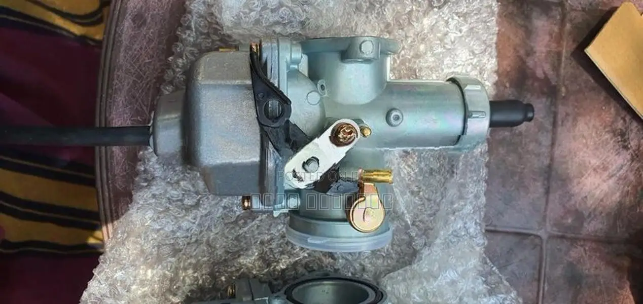 Honda CD200 Roadmaster Carburetor