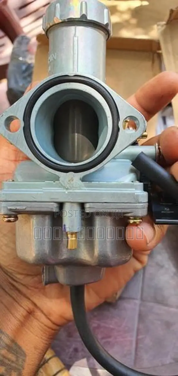 Honda CD200 Roadmaster Carburetor
