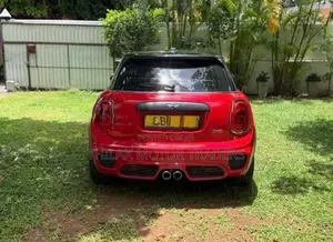 Mini Cooper One 2019