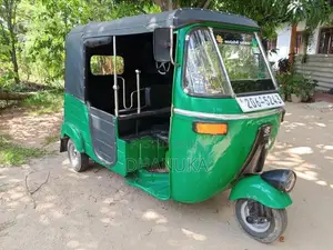 Bajaj RE 1999