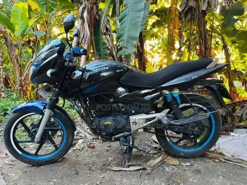 Bajaj Pulsar 180 2007