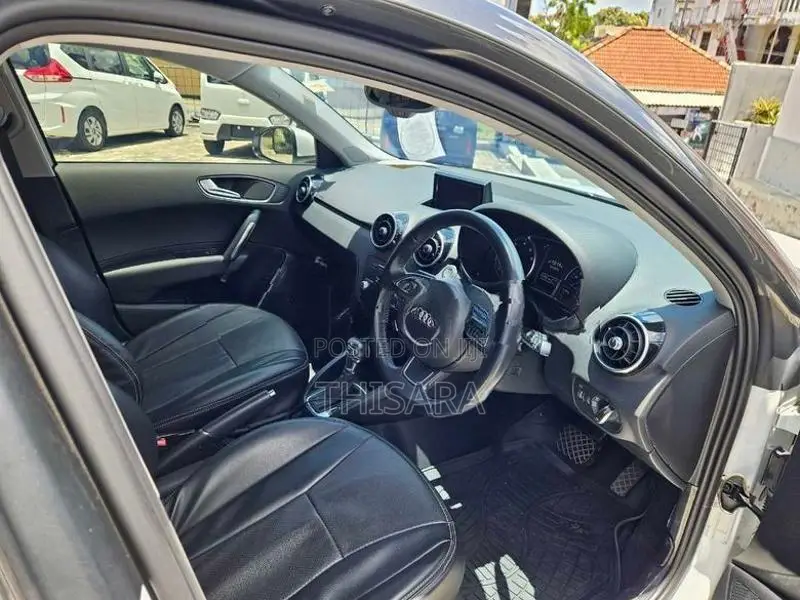Audi A1 Black Top 2016