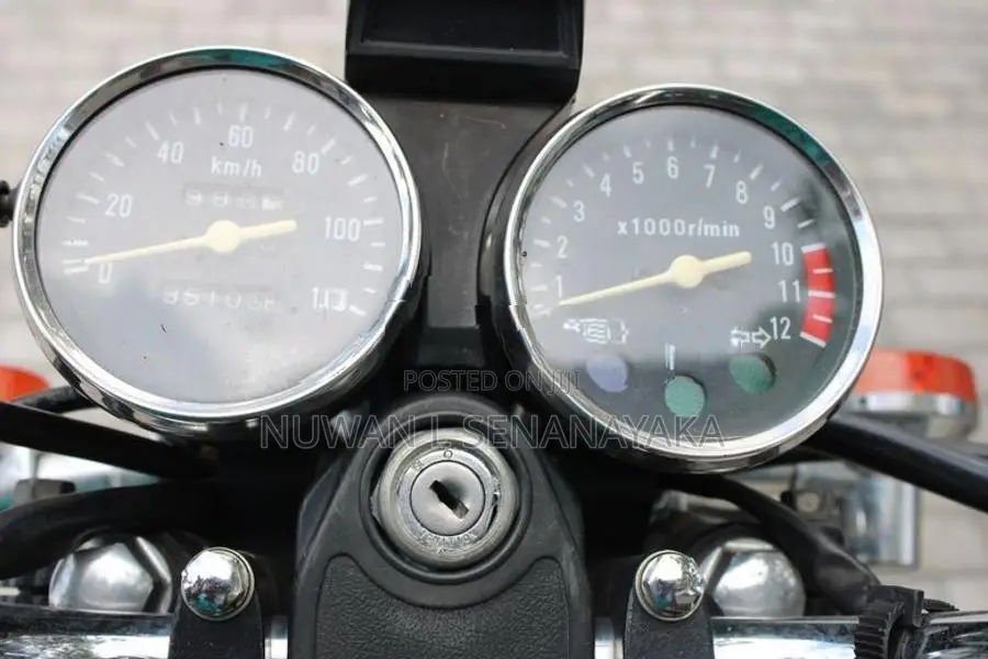 Suzuki GN 125 2020