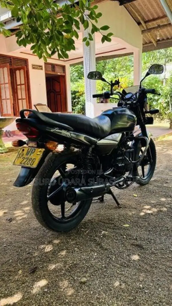 Bajaj Platina 100 2011