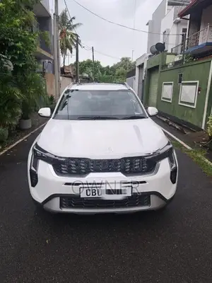 Kia Sonet Trim 2025